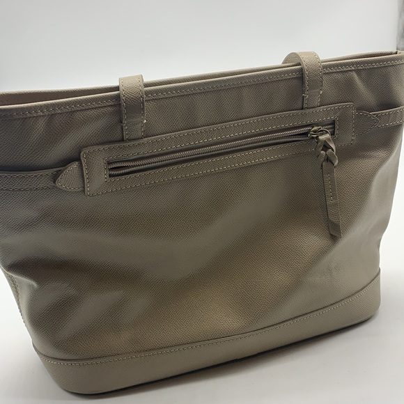 Dooney & Bourke Tan Tote Bag. DB1451 - Picture 3 of 10